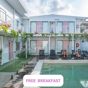 Surf Boutique Backpackers - Free Breakfast 旅馆